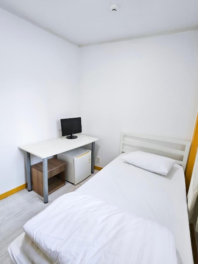 Travelers A Korea Hostel Σεούλ Εξωτερικό φωτογραφία