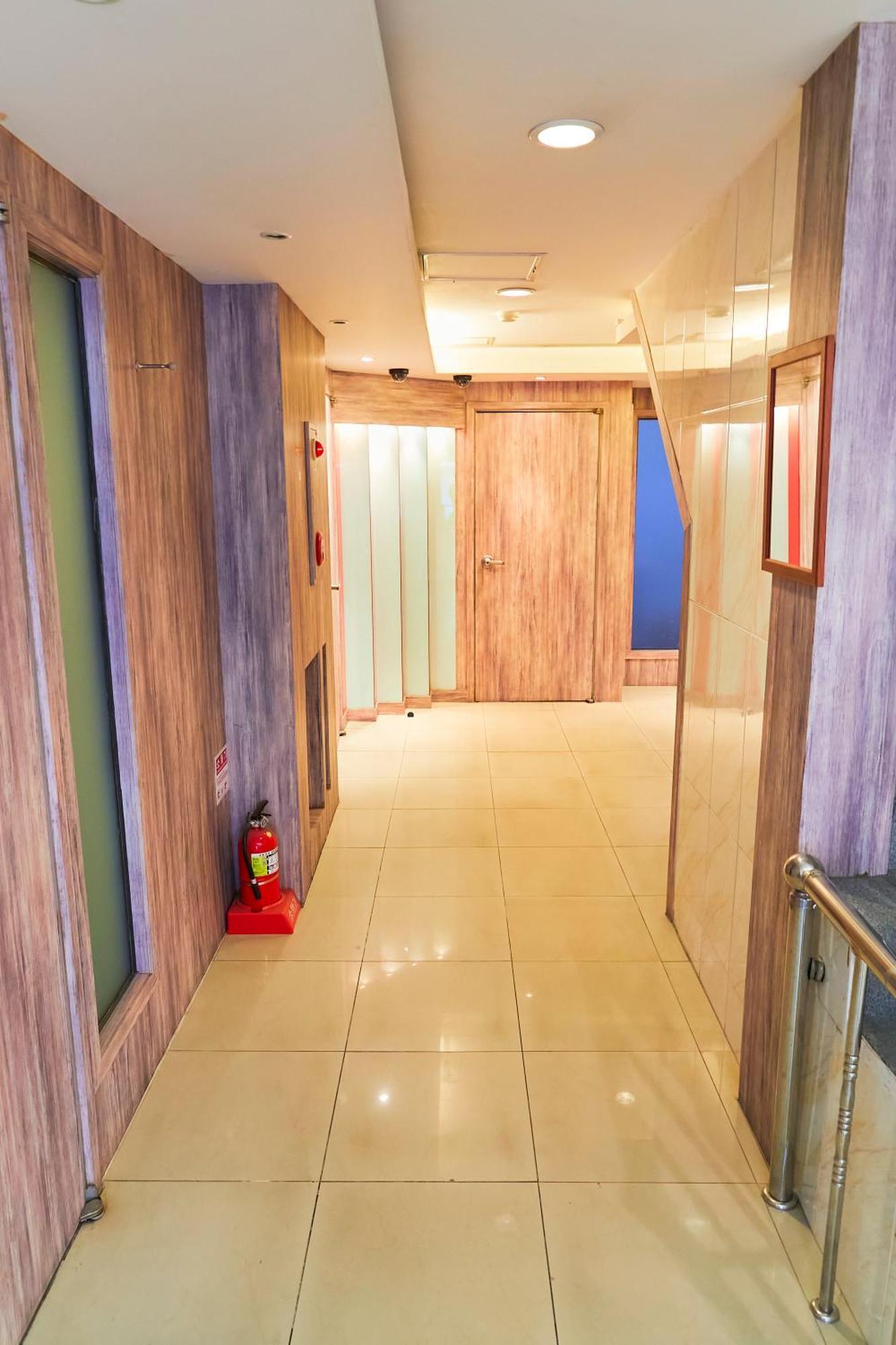 Travelers A Korea Hostel Σεούλ Εξωτερικό φωτογραφία