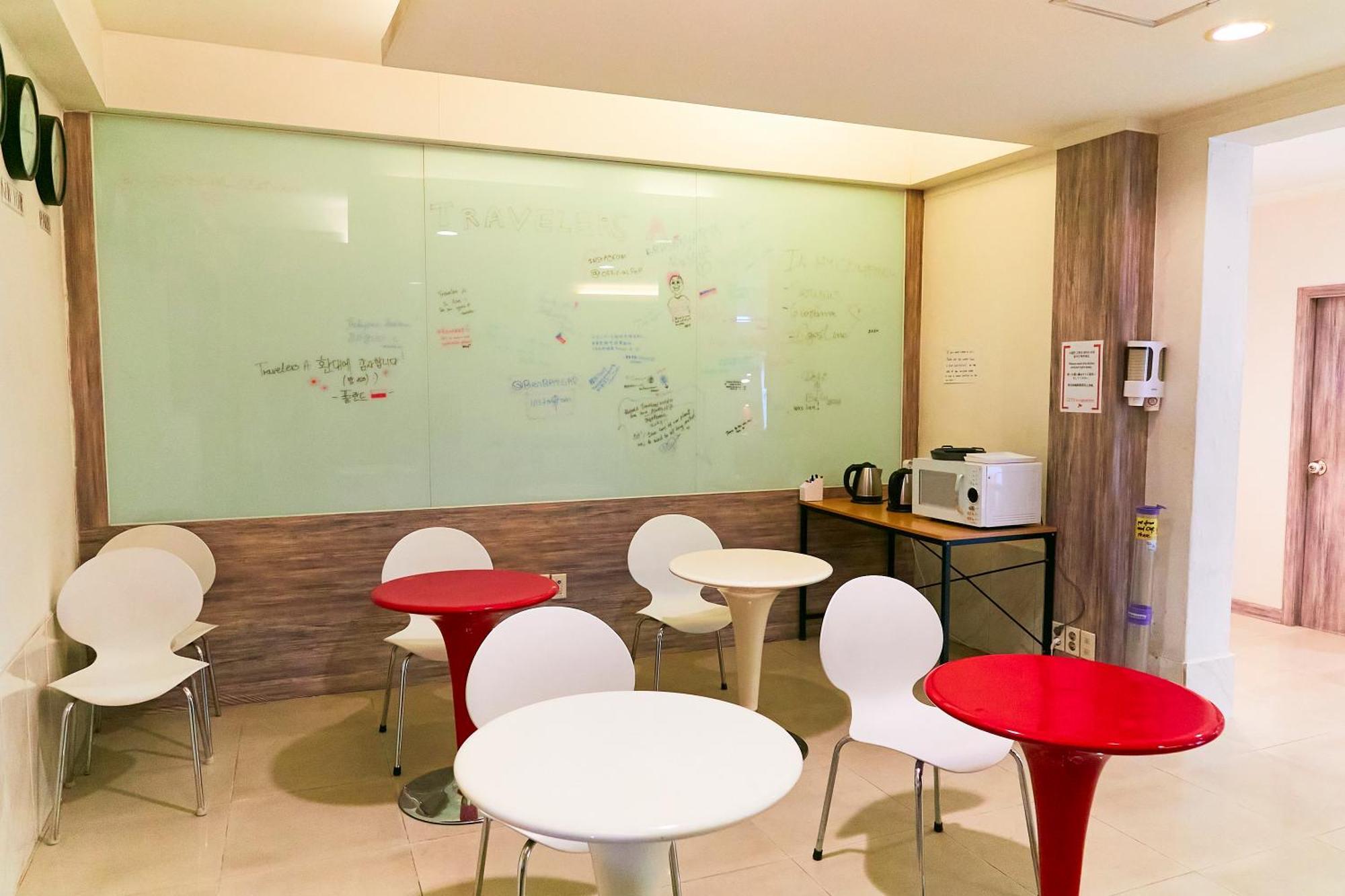 Travelers A Korea Hostel Σεούλ Εξωτερικό φωτογραφία